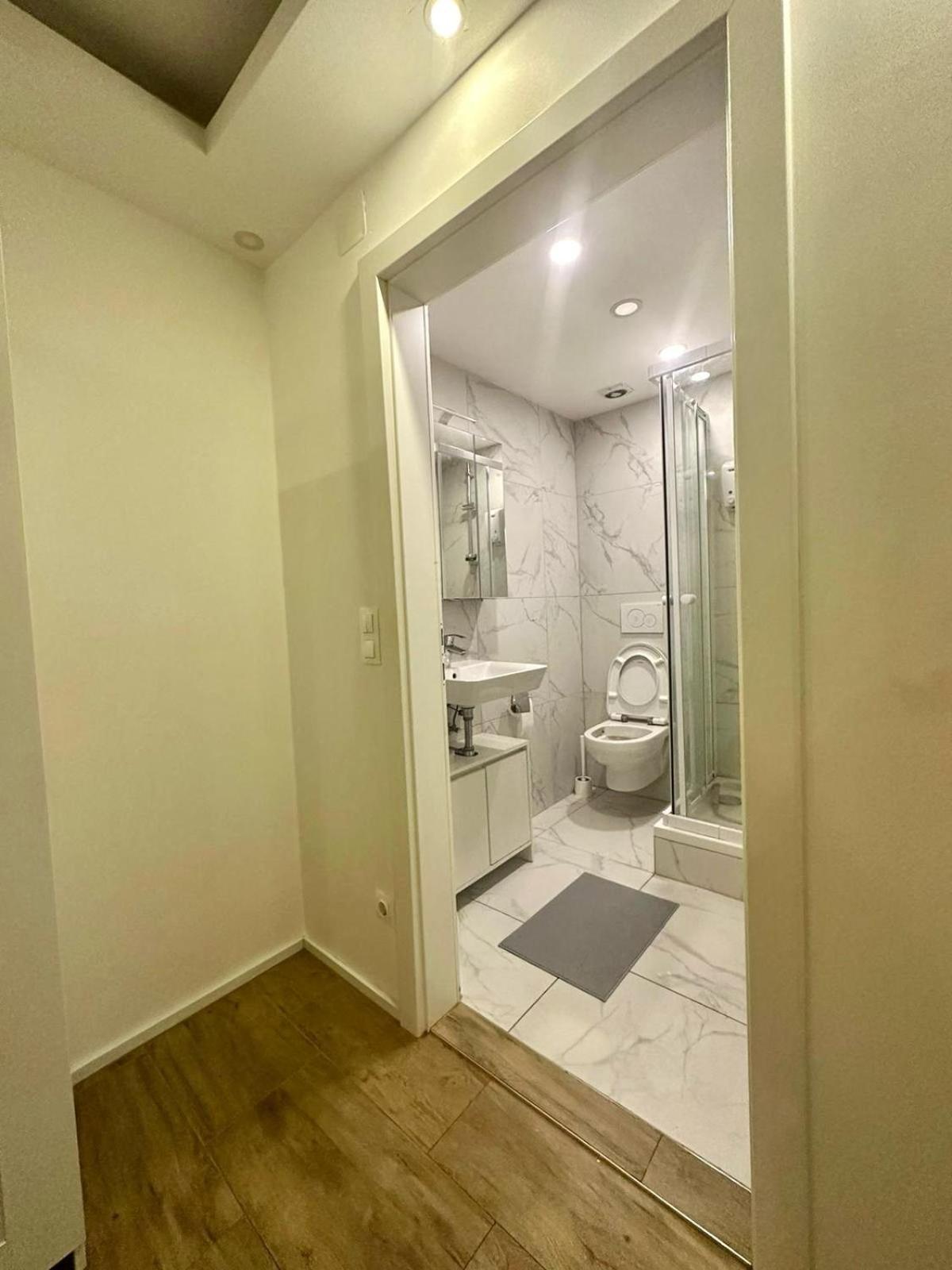Ar Living Klosterneuburger * Vienne